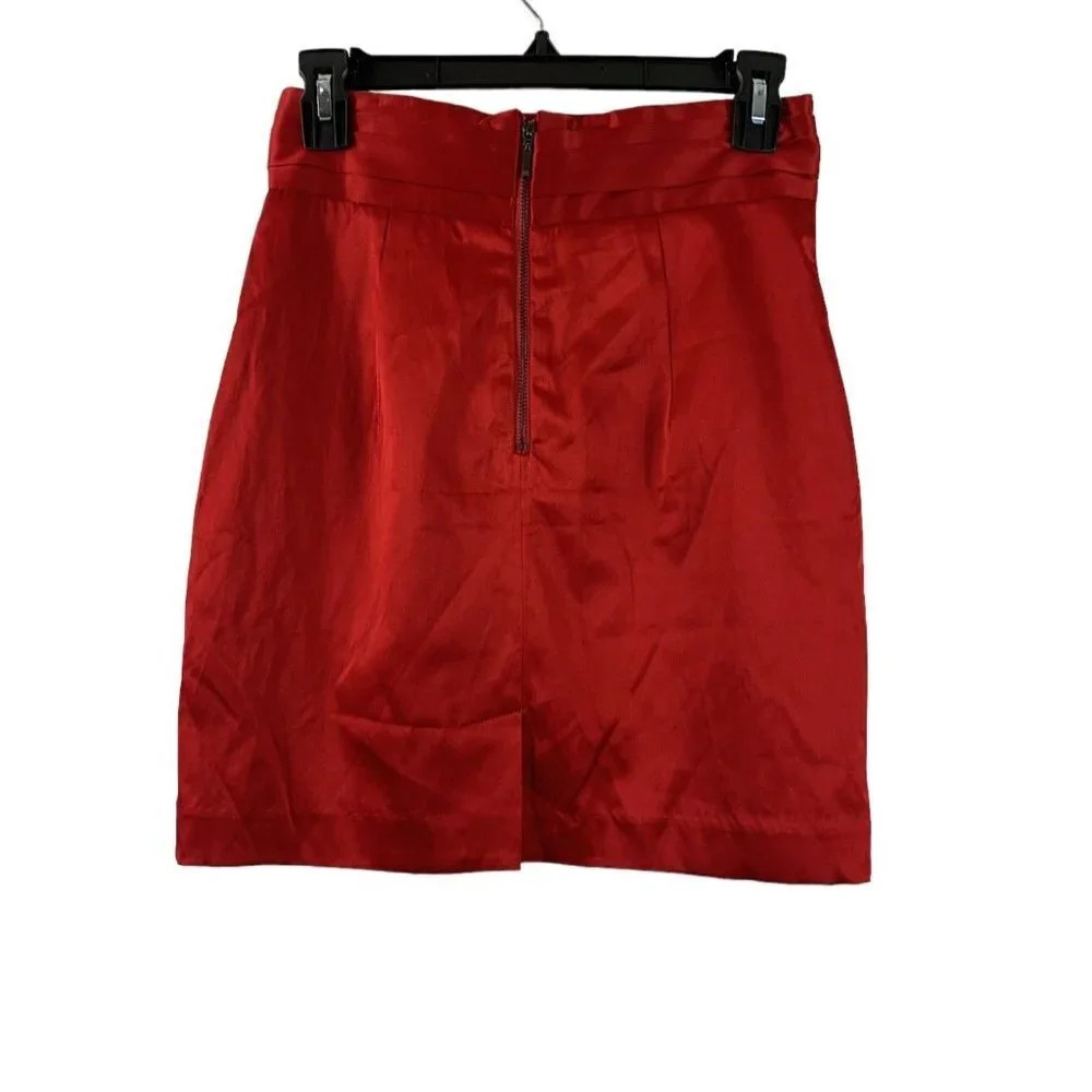 Forever 21 Women's Cherry Red Skrit